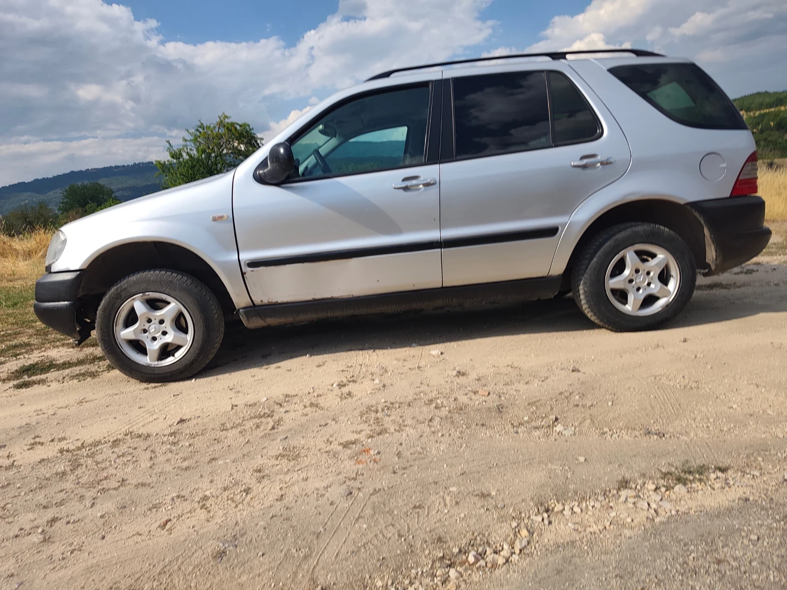 Mercedes-Benz ML 270, снимка 6 - Автомобили и джипове - 55569323