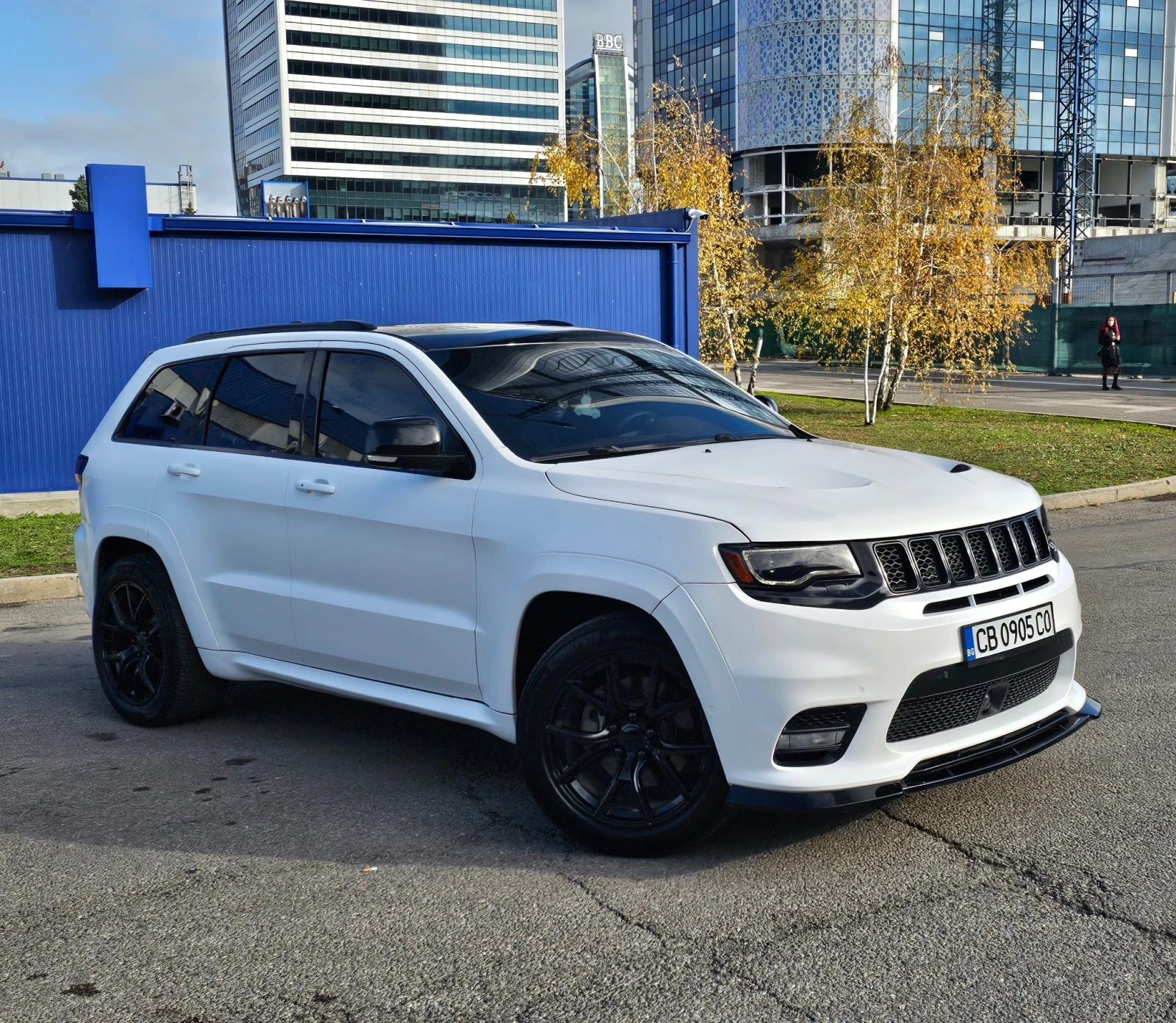 Jeep Grand cherokee 5.7 SUMMIT SRT PACK, снимка 5 - Автомобили и джипове - 55593741