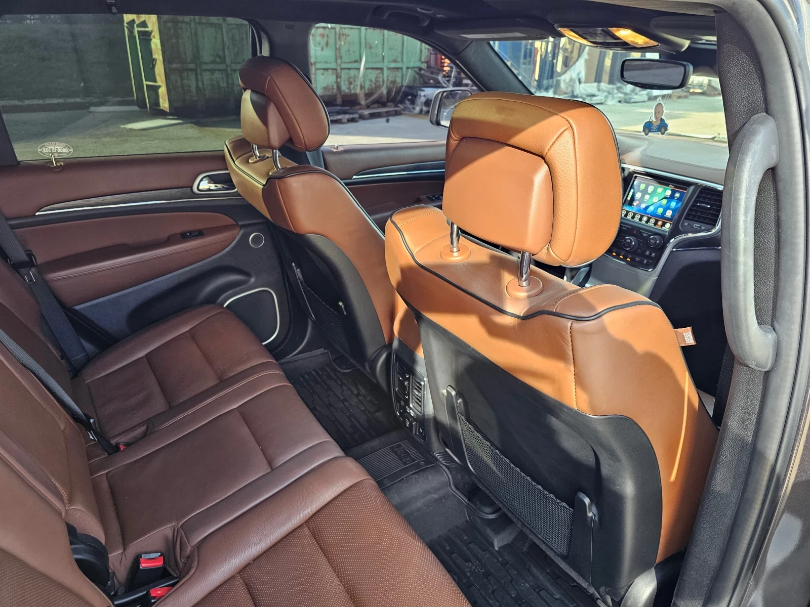 Jeep Grand cherokee 5.7 SUMMIT SRT PACK, снимка 12 - Автомобили и джипове - 55593741