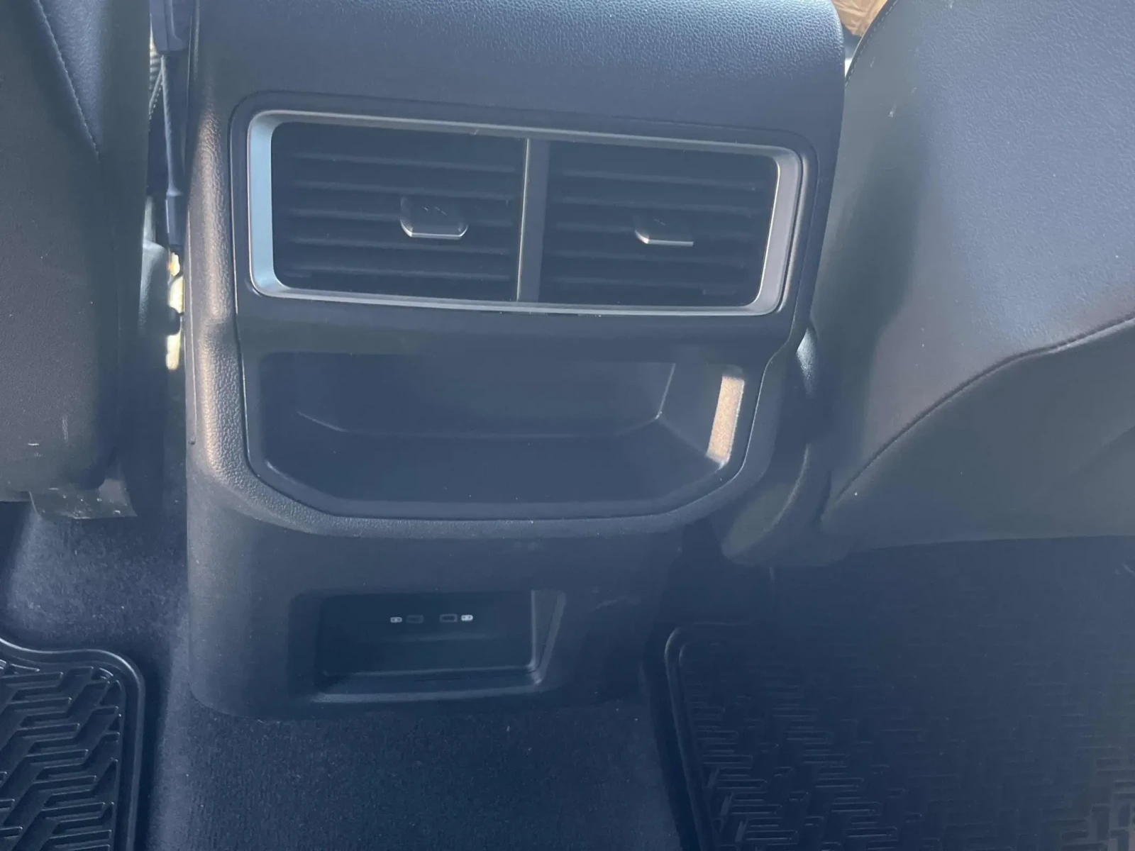 VW Atlas COMFORTLINE / ЛИЗИНГ / ПРОГНОЗНА ЦЕНА до БГ, снимка 10 - Автомобили и джипове - 55692794