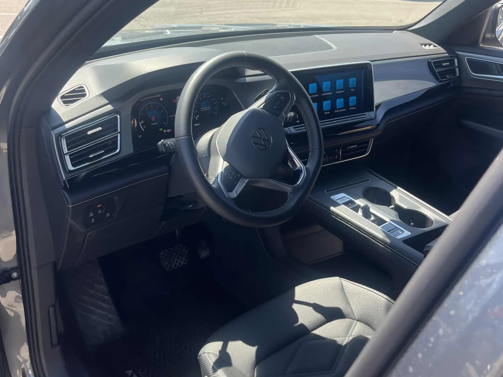 VW Atlas COMFORTLINE / ЛИЗИНГ / ПРОГНОЗНА ЦЕНА до БГ, снимка 6 - Автомобили и джипове - 55692794