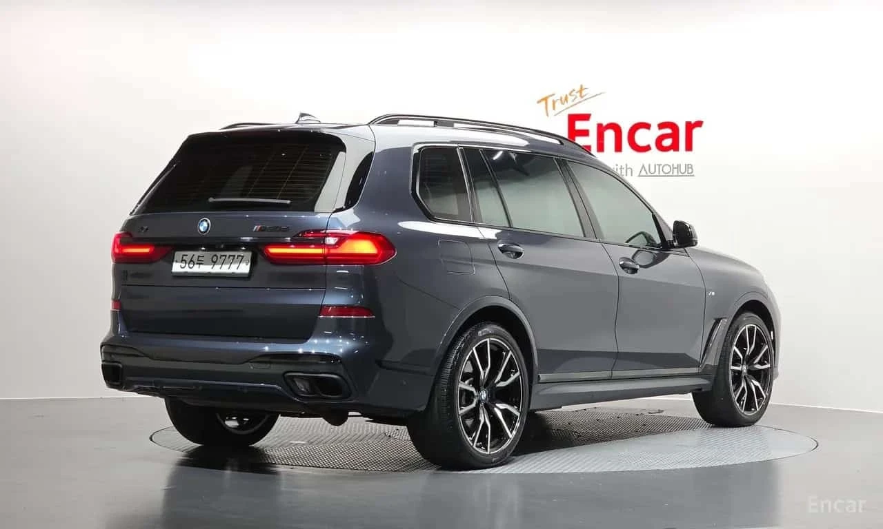 BMW X7 * xDrive 30d M Sport First Edition* АВТОКРЕДИТ* , снимка 2 - Автомобили и джипове - 56180748