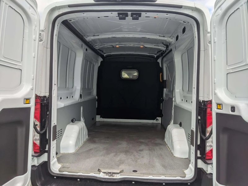 Ford Transit 2.0L EcoBlue, снимка 8 - Бусове и автобуси - 50814035