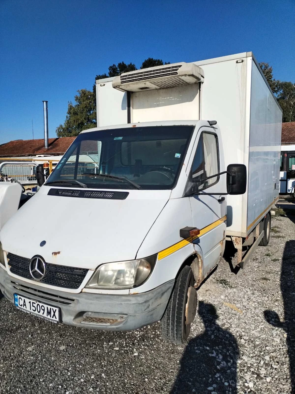 Mercedes-Benz Sprinter 616 Хладилен, снимка 3 - Бусове и автобуси - 56217490