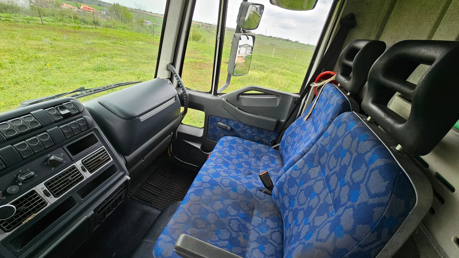 Iveco ML 75 E 15 ПАДАЩ БОРД - изображение 9