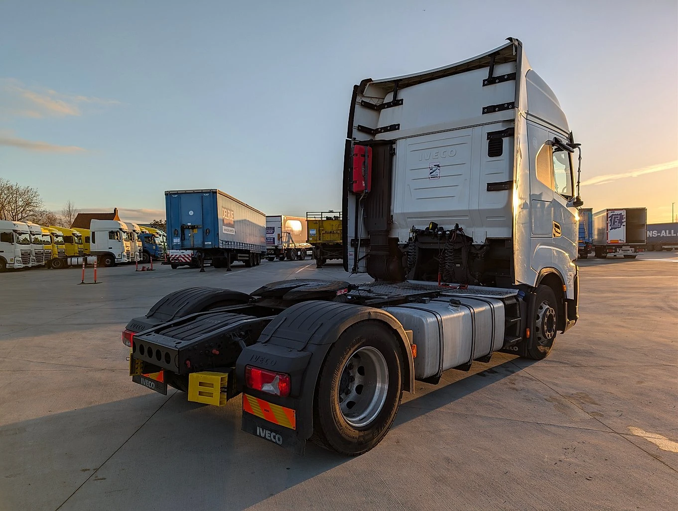 Iveco S-Way 480, снимка 7 - Камиони - 54095157