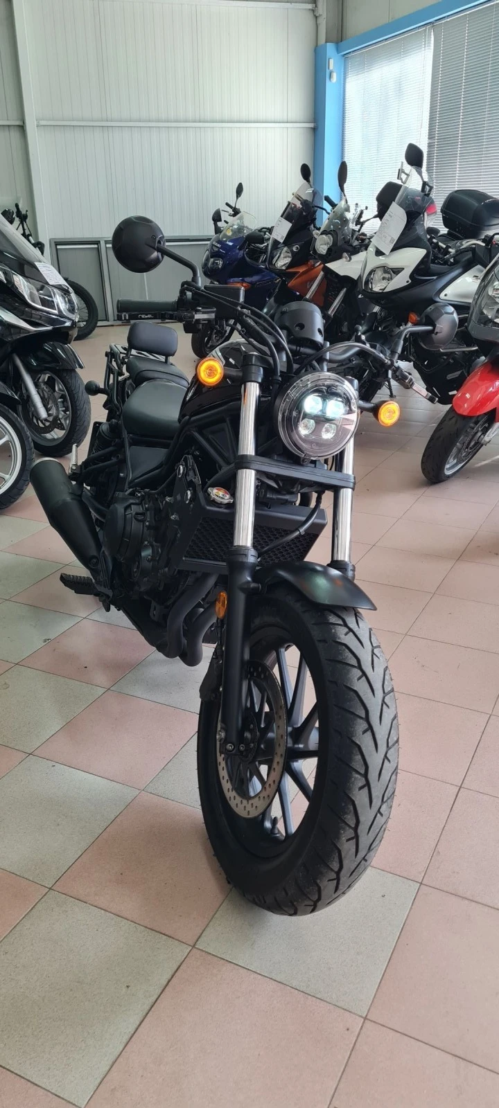 Honda Rebel 500 i Led! Лизинг! Продаден!, снимка 2 - Мотоциклети и мототехника - 45860534