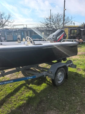 Моторна яхта Собствено производство Лодка, снимка 2 - Воден транспорт - 52690499