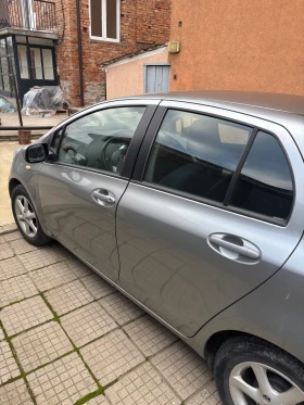 Toyota Yaris - 2560 € / 5006.92 лв. - 73613148 2