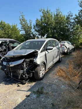 Kia Carens �� ����� | Mobile.bg � ����� ������ 3