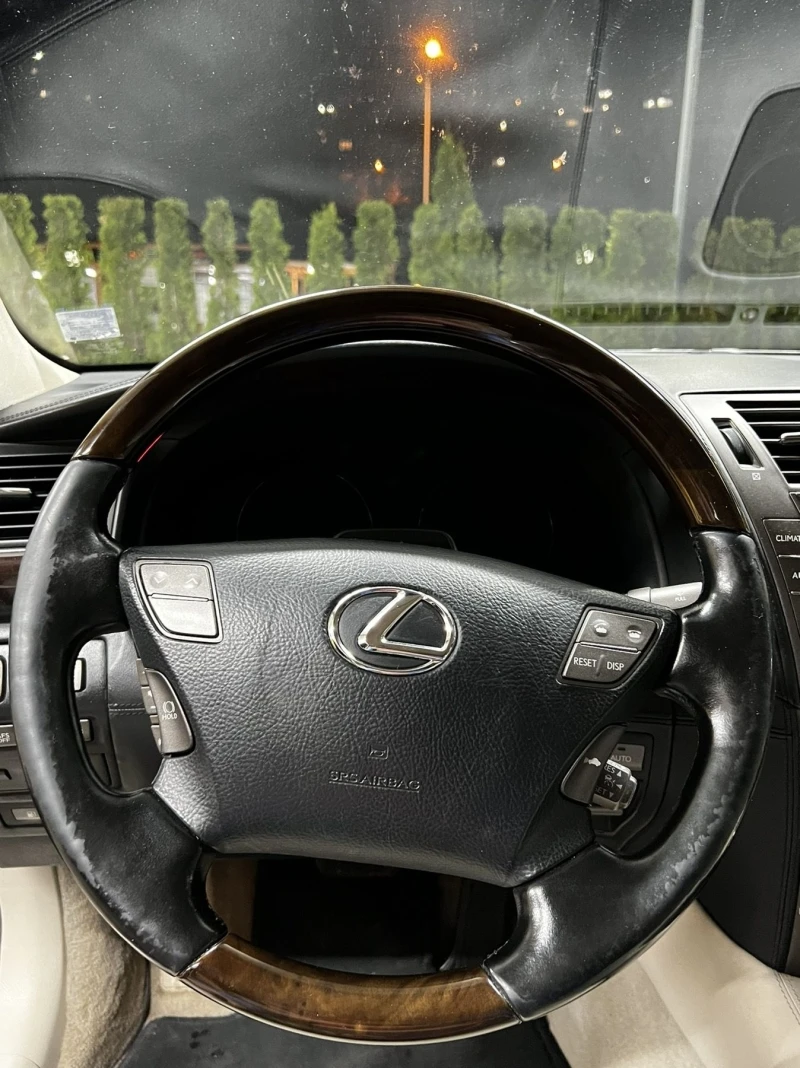 Lexus LS 600h, снимка 5 - Автомобили и джипове - 37959388