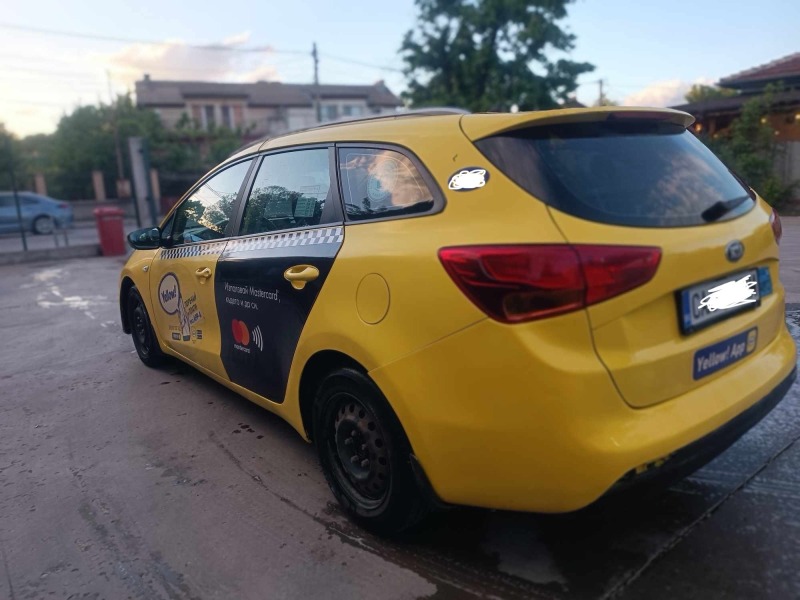 Kia Ceed 1.4 Taxi, снимка 5 - Автомобили и джипове - 45440349
