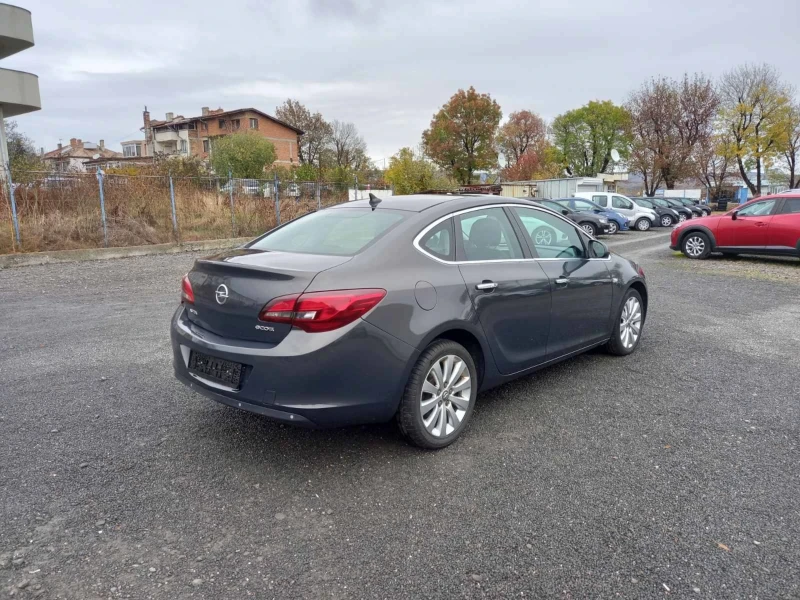 Opel Astra 1.7cdti, снимка 4 - Автомобили и джипове - 47964128