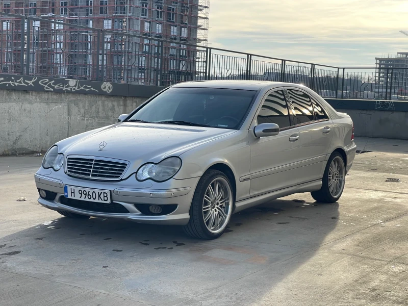 Mercedes-Benz C 220 CDI AMG pack, снимка 3 - Автомобили и джипове - 48575498