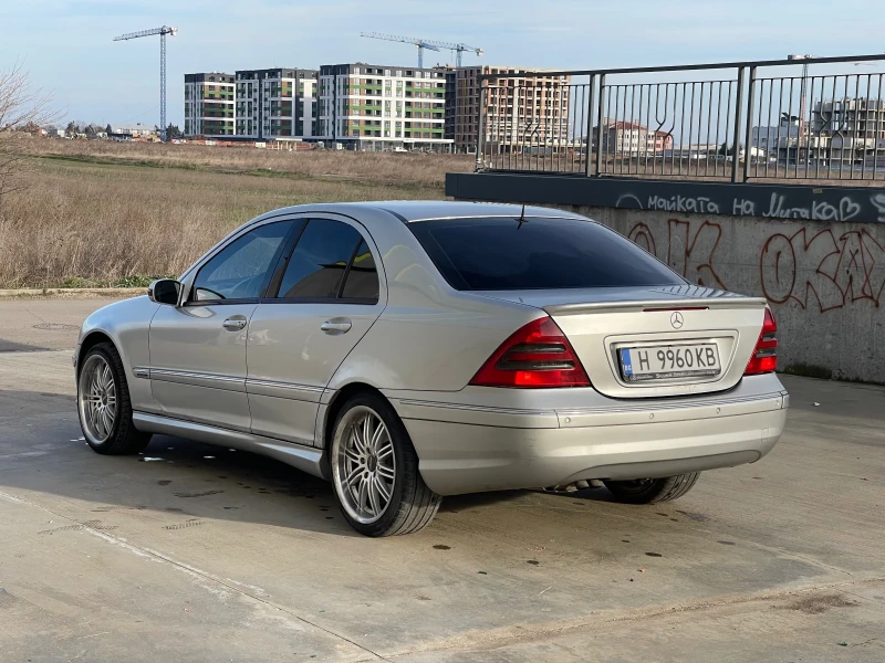 Mercedes-Benz C 220 CDI AMG pack, снимка 4 - Автомобили и джипове - 48575498