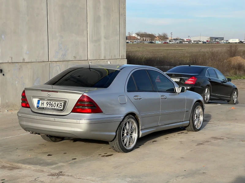 Mercedes-Benz C 220 CDI AMG pack, снимка 5 - Автомобили и джипове - 48575498