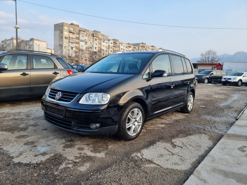 VW Touran 2.0TDI , снимка 3 - Автомобили и джипове - 49280071