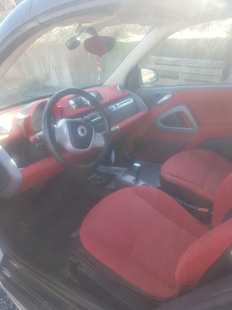 Smart Fortwo, снимка 9 - Автомобили и джипове - 49359182