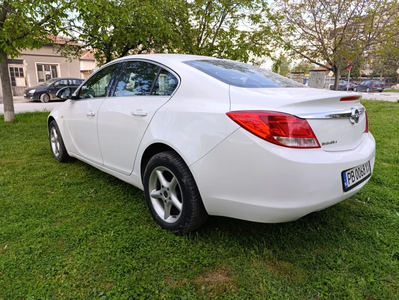 Opel Insignia 2.0 , снимка 6 - Автомобили и джипове - 52666118