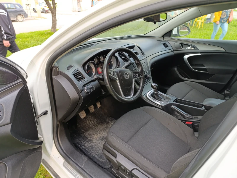 Opel Insignia 2.0 , снимка 7 - Автомобили и джипове - 52666118