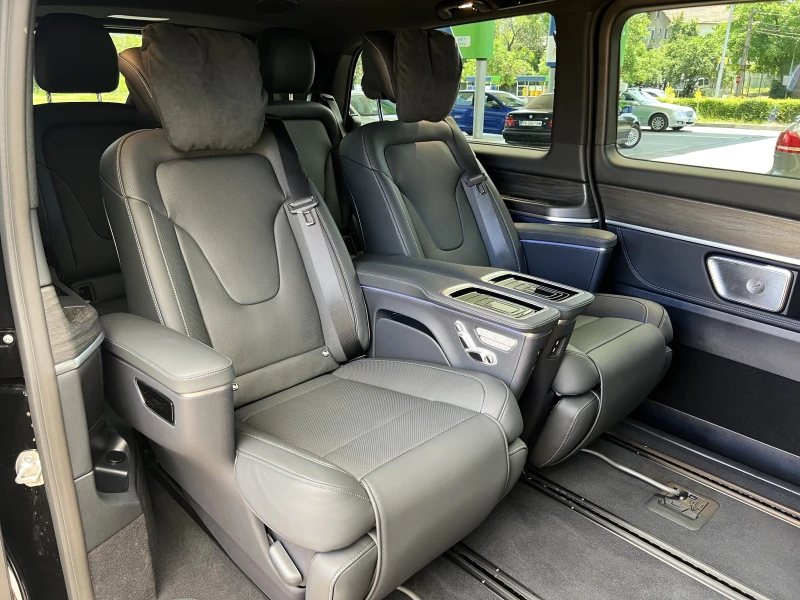Mercedes-Benz V 300 d/AMG/4M/EXTRALONG/EXCLUSIV/BURM/AIRMATIC/VIP SEAT, снимка 12 - Автомобили и джипове - 50655237