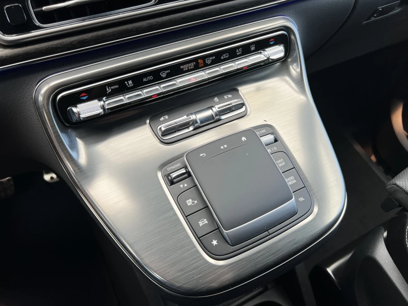 Mercedes-Benz V 300 d/AMG/4M/EXTRALONG/EXCLUSIV/BURM/AIRMATIC/VIP SEAT, снимка 11 - Автомобили и джипове - 50655237