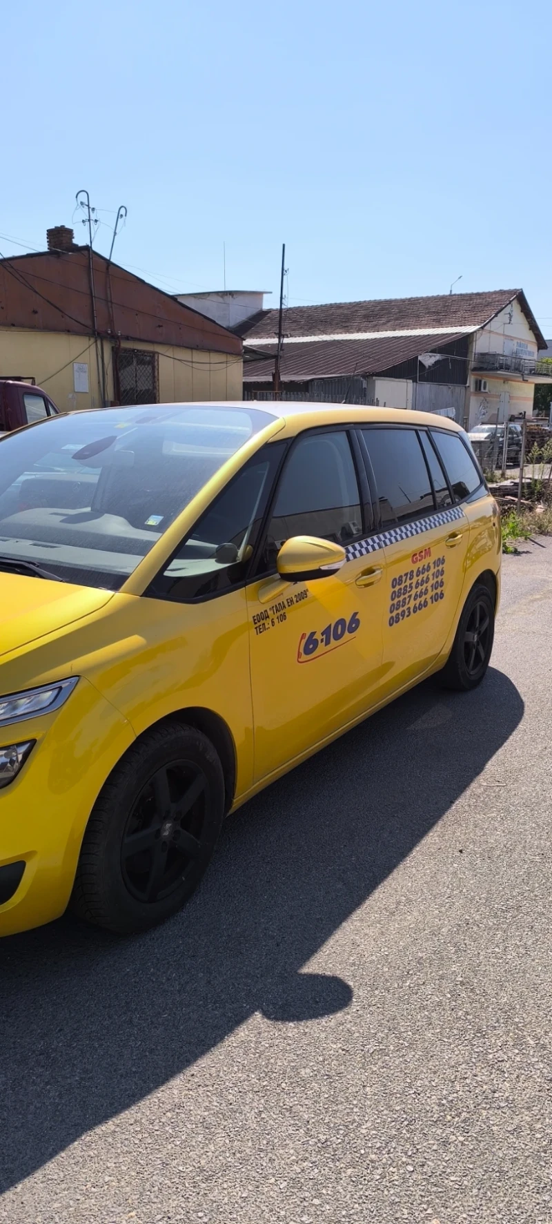 Citroen Grand C4 Picasso, снимка 3 - Автомобили и джипове - 52338654