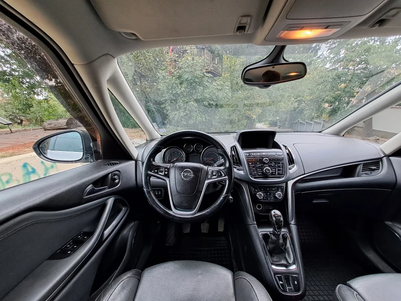 Opel Zafira Tourer , снимка 4 - Автомобили и джипове - 52303270