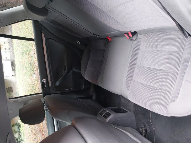 VW Golf Variant 5, снимка 13 - Автомобили и джипове - 52021832