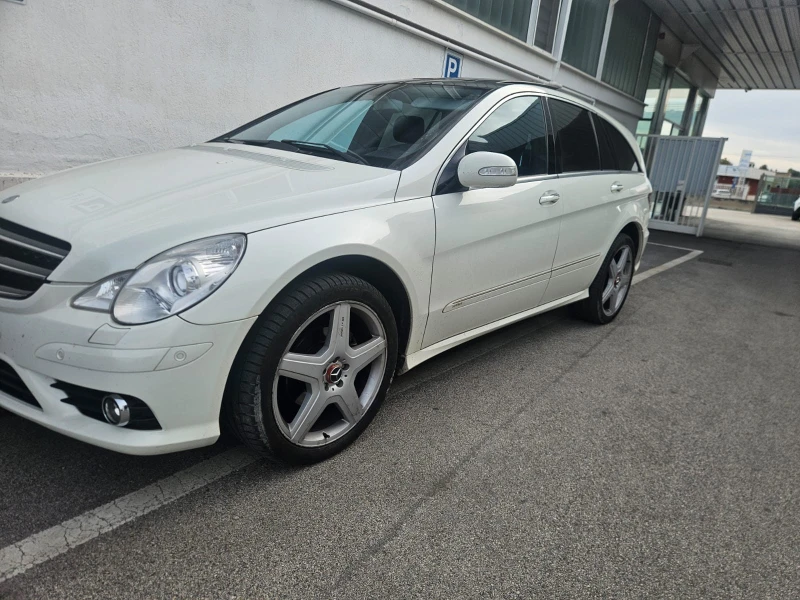 Mercedes-Benz R 320  7G TRONIC 4 Matic 224кс перфектен 7 местен, снимка 3 - Автомобили и джипове - 52837196