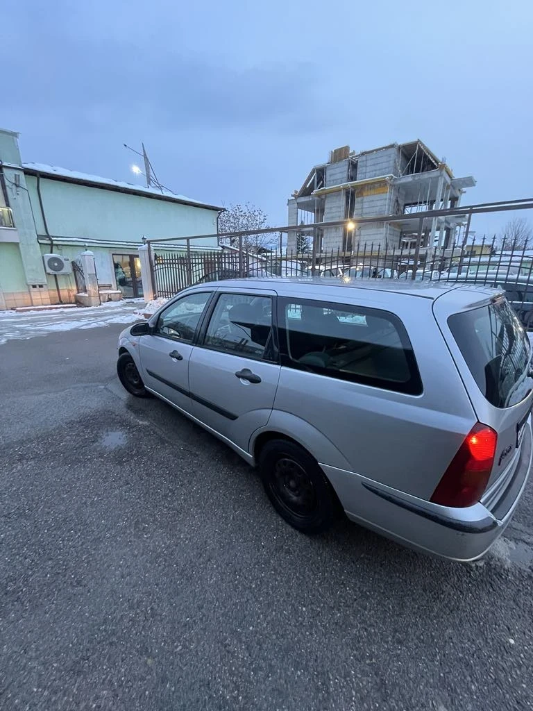 Ford Focus 1.8TDCI - изображение 3