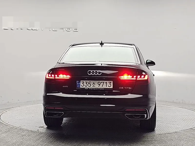 Audi A4 40 TFSI, снимка 4 - Автомобили и джипове - 55923002