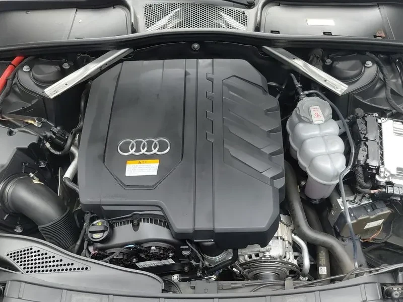 Audi A4 40 TFSI, снимка 5 - Автомобили и джипове - 55923002