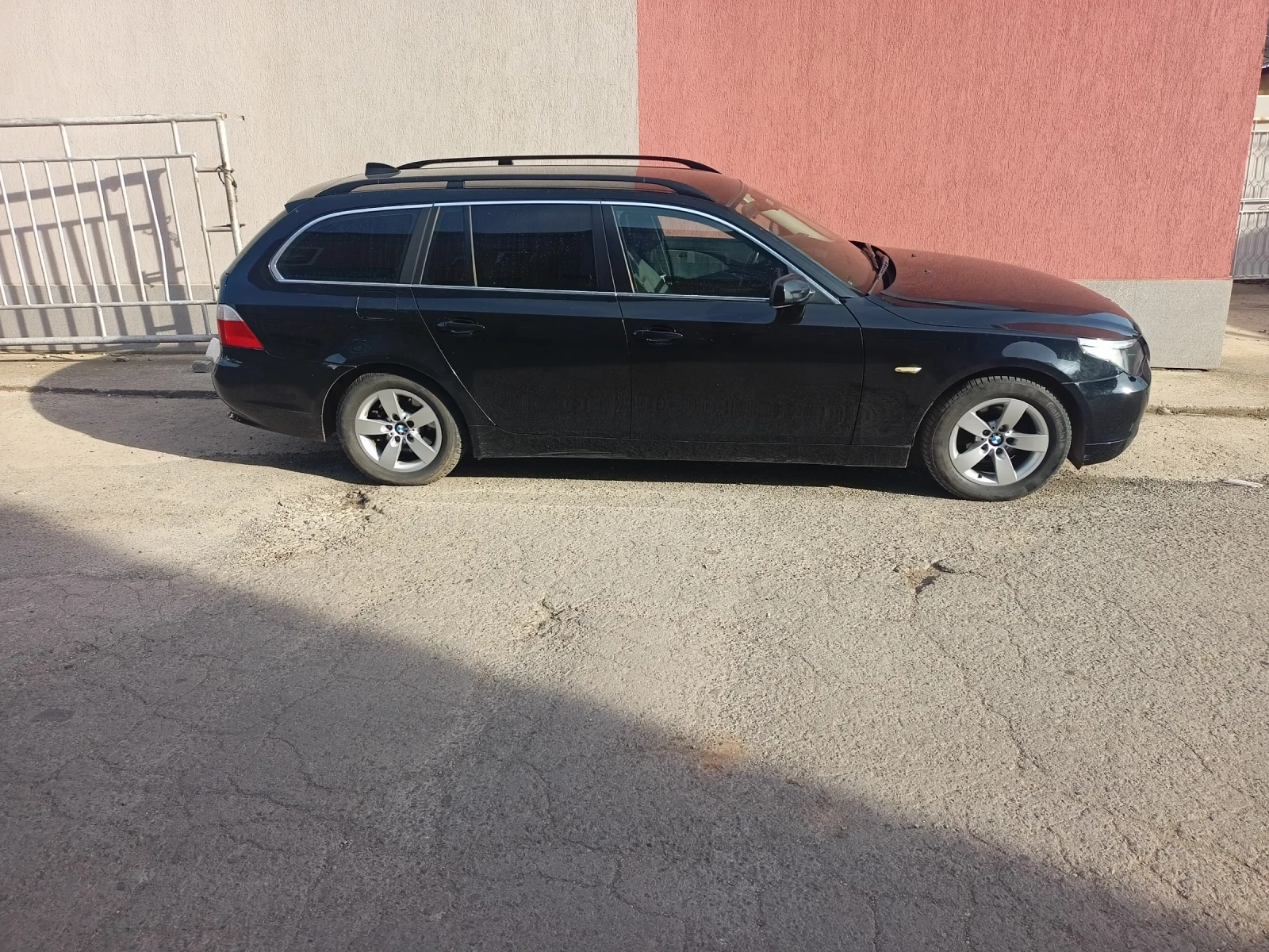 BMW 525 E61 525d - изображение 10