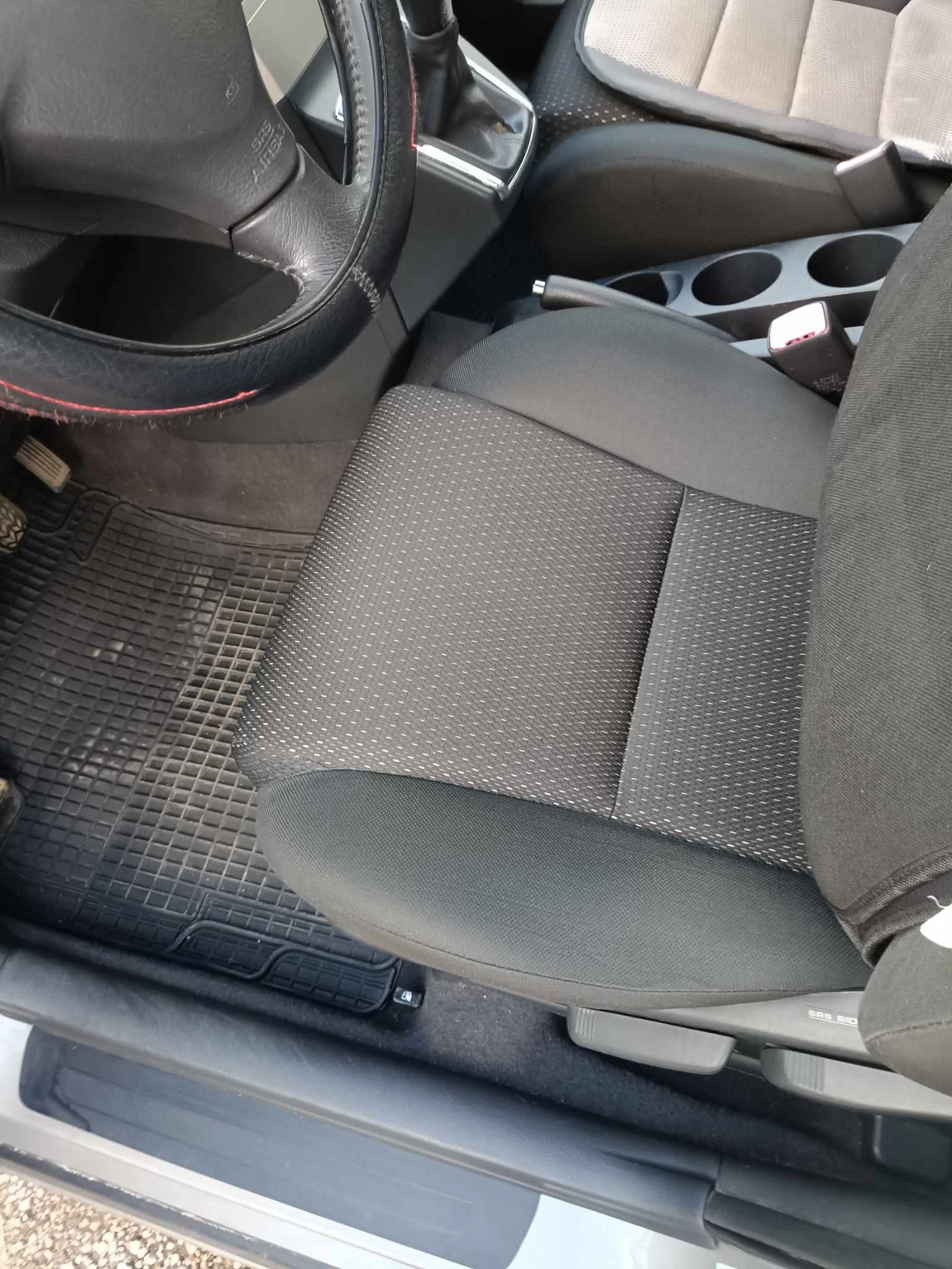 Toyota Corolla verso 1.6 - изображение 7