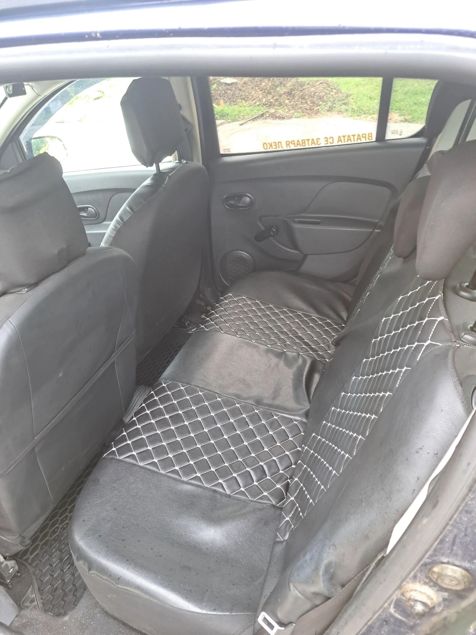 Dacia Sandero 1.2 - изображение 8