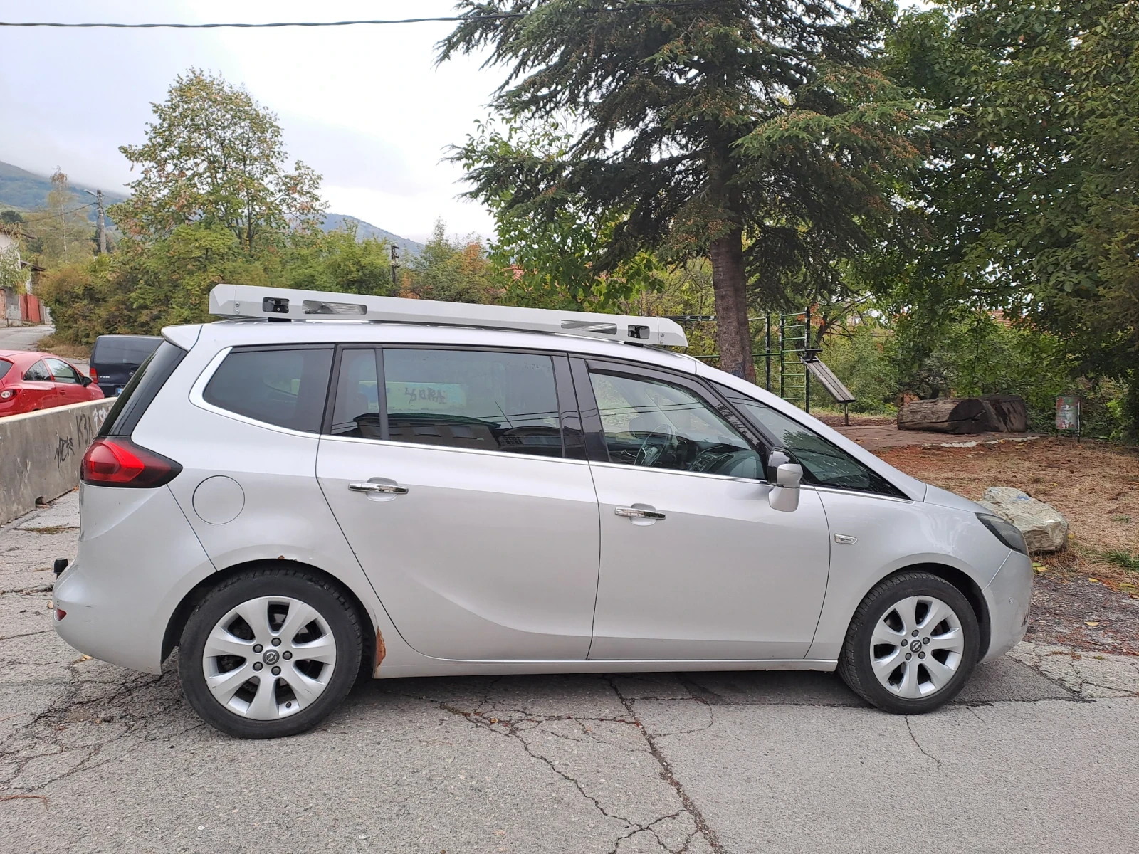 Opel Zafira Tourer  - изображение 2