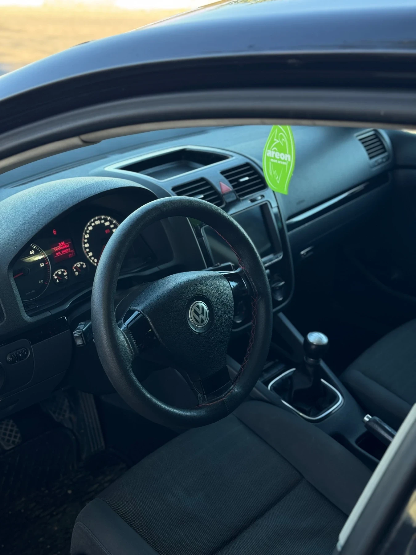 VW Golf | Mobile.bg   6