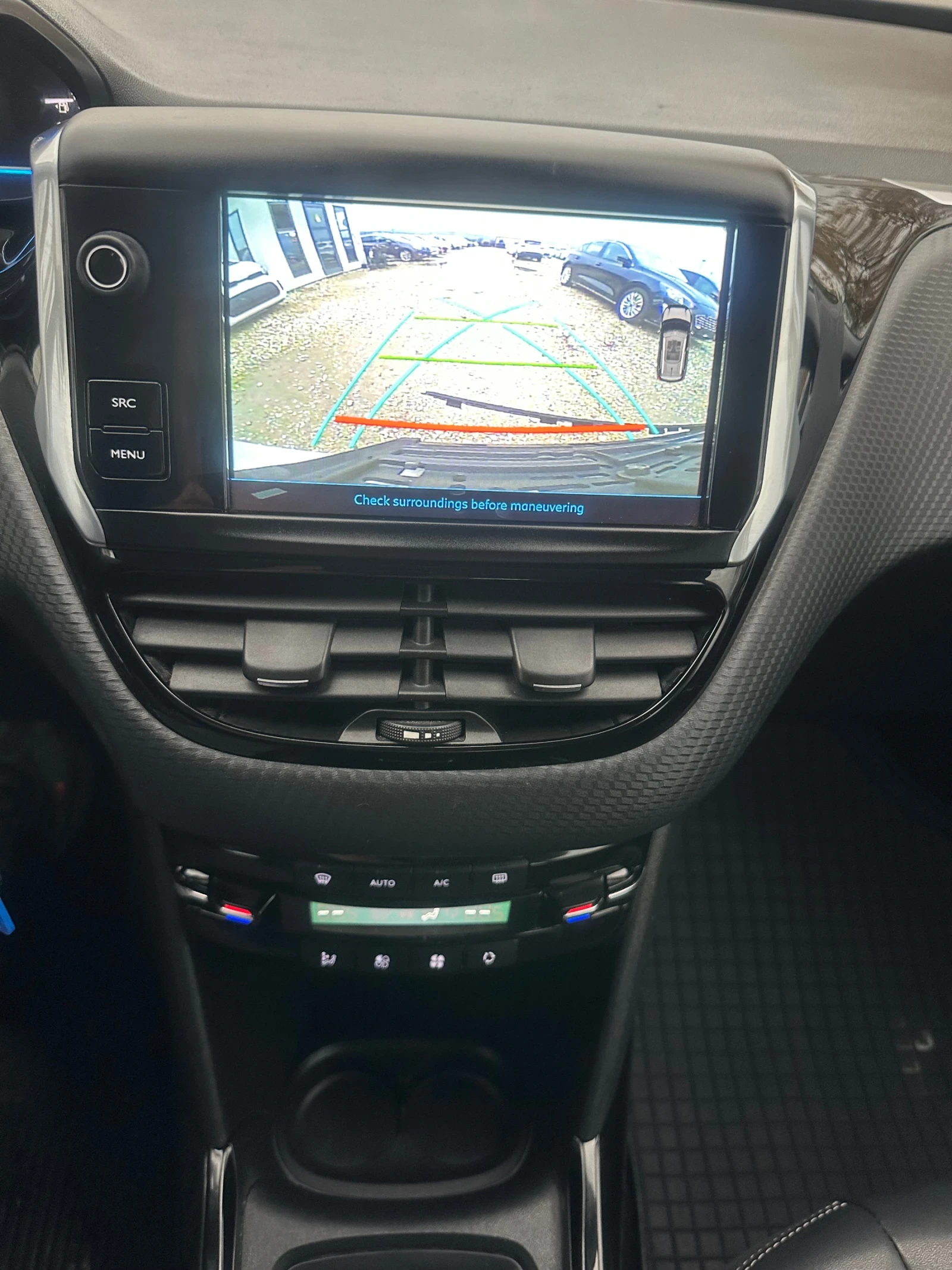 Peugeot 2008 1.2 PureTech Allure | Mobile.bg   12