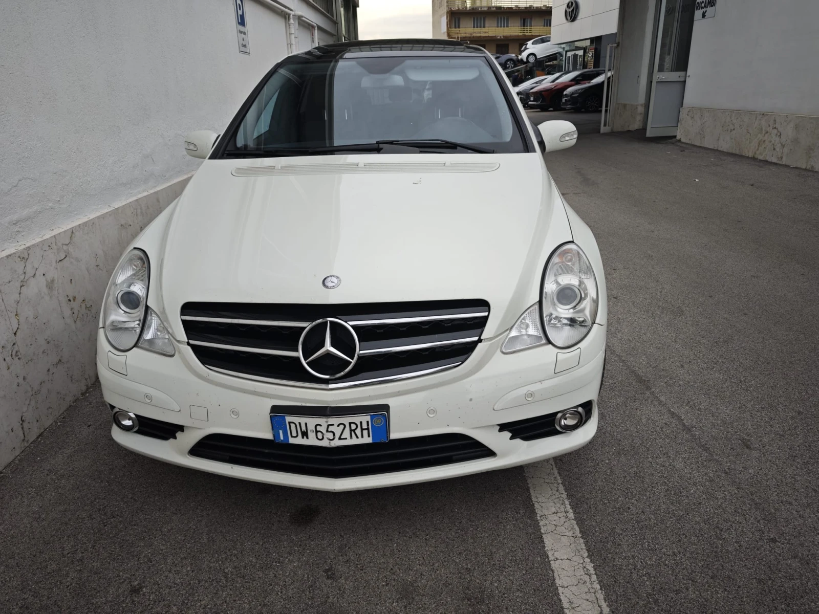 Mercedes-Benz R 320  7G TRONIC 4 Matic 224�� ��������� 7 ������ | Mobile.bg � ����������� 1