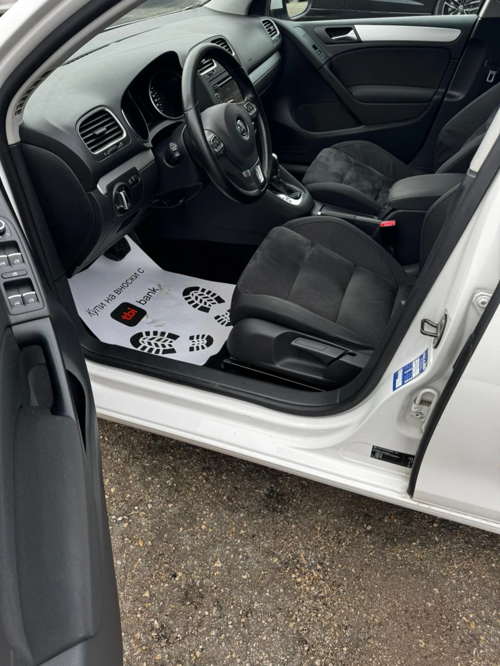 VW Golf 1.6TDI, АВТОМАТ, FULL  - изображение 9