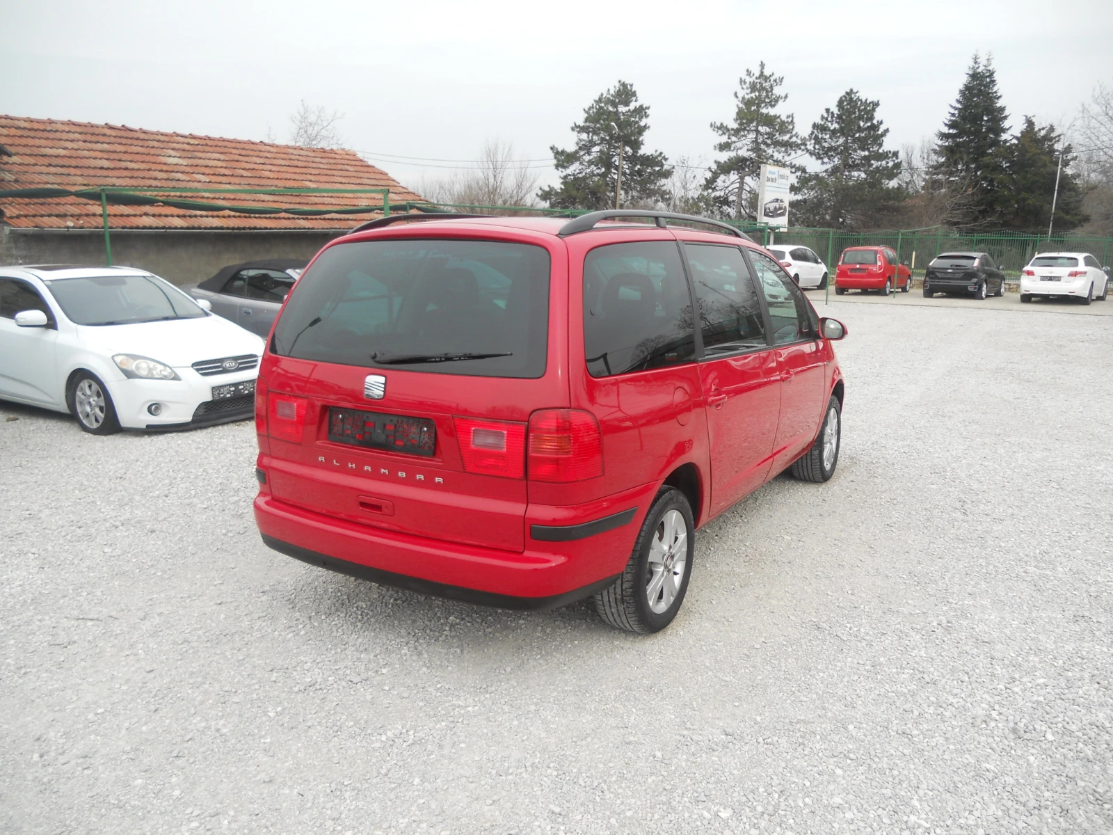 Seat Alhambra 1.9TDI Лизинг!!!! 4x4  116 КОНСКИ СИЛИ, снимка 4 - Автомобили и джипове - 53724543