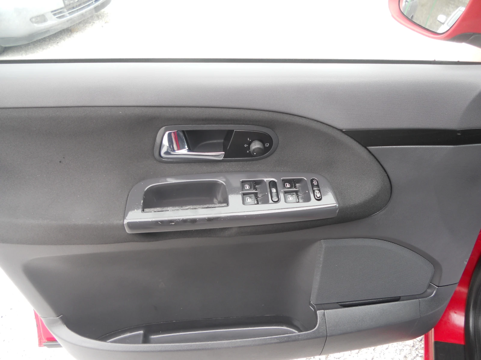 Seat Alhambra 1.9TDI Лизинг!!!! 4x4  116 КОНСКИ СИЛИ, снимка 10 - Автомобили и джипове - 53724543