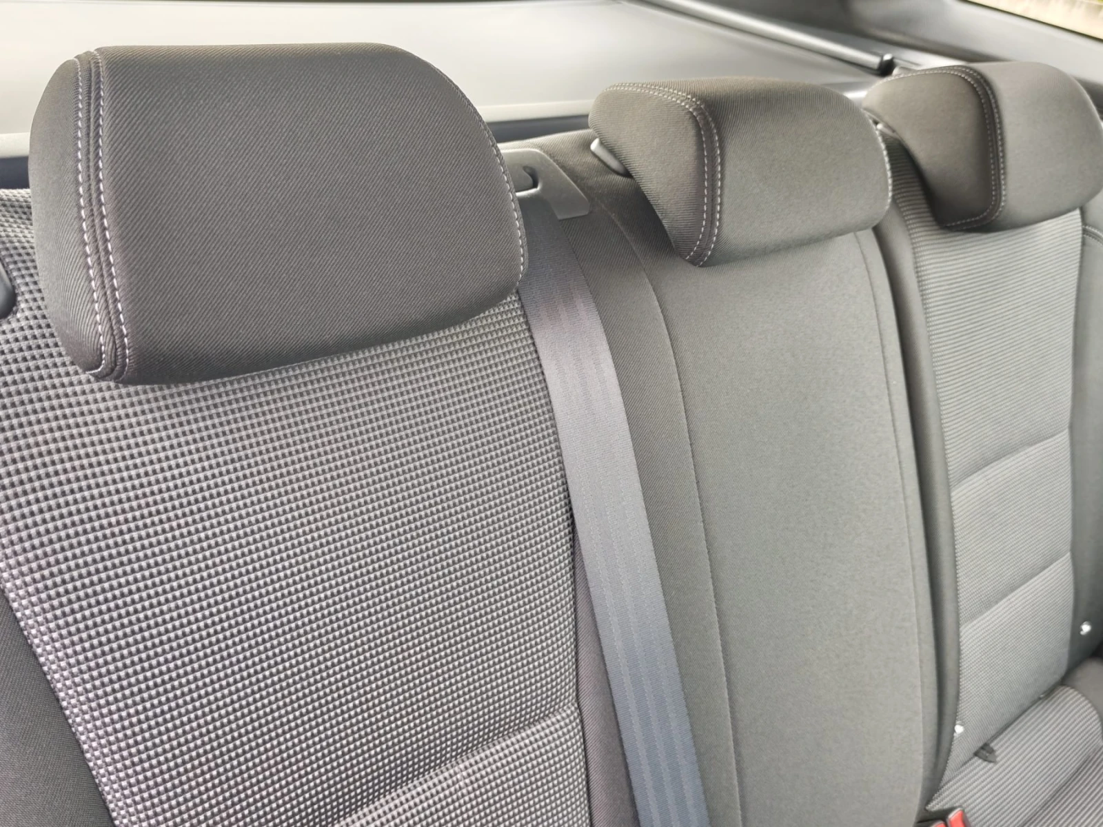 Hyundai I30, снимка 10 - Автомобили и джипове - 54186629