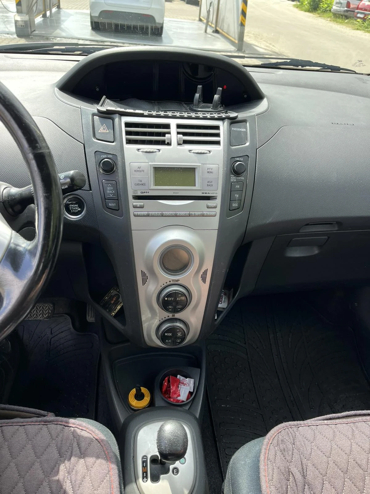 Toyota Yaris D4D , снимка 6 - Автомобили и джипове - 54766904