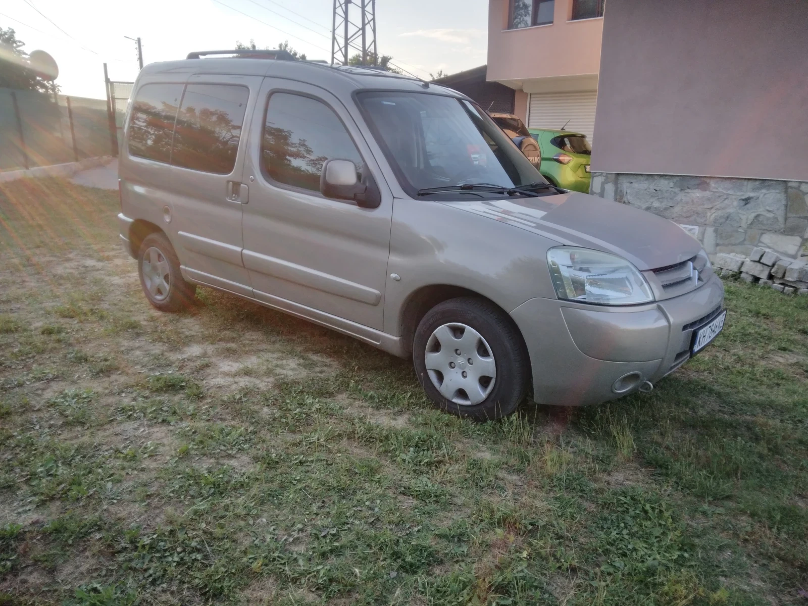 Citroen Berlingo 1.6 HDI, снимка 6 - Автомобили и джипове - 55208019