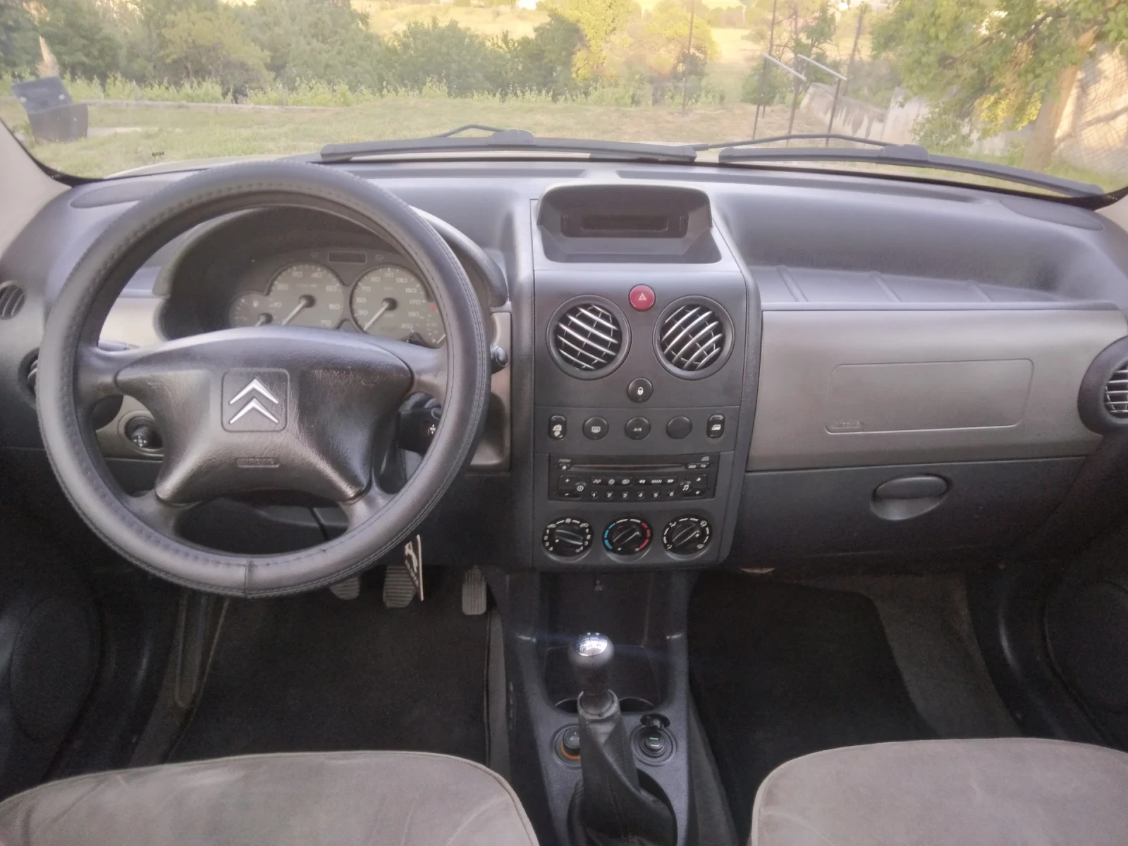Citroen Berlingo 1.6 HDI, снимка 7 - Автомобили и джипове - 55208019