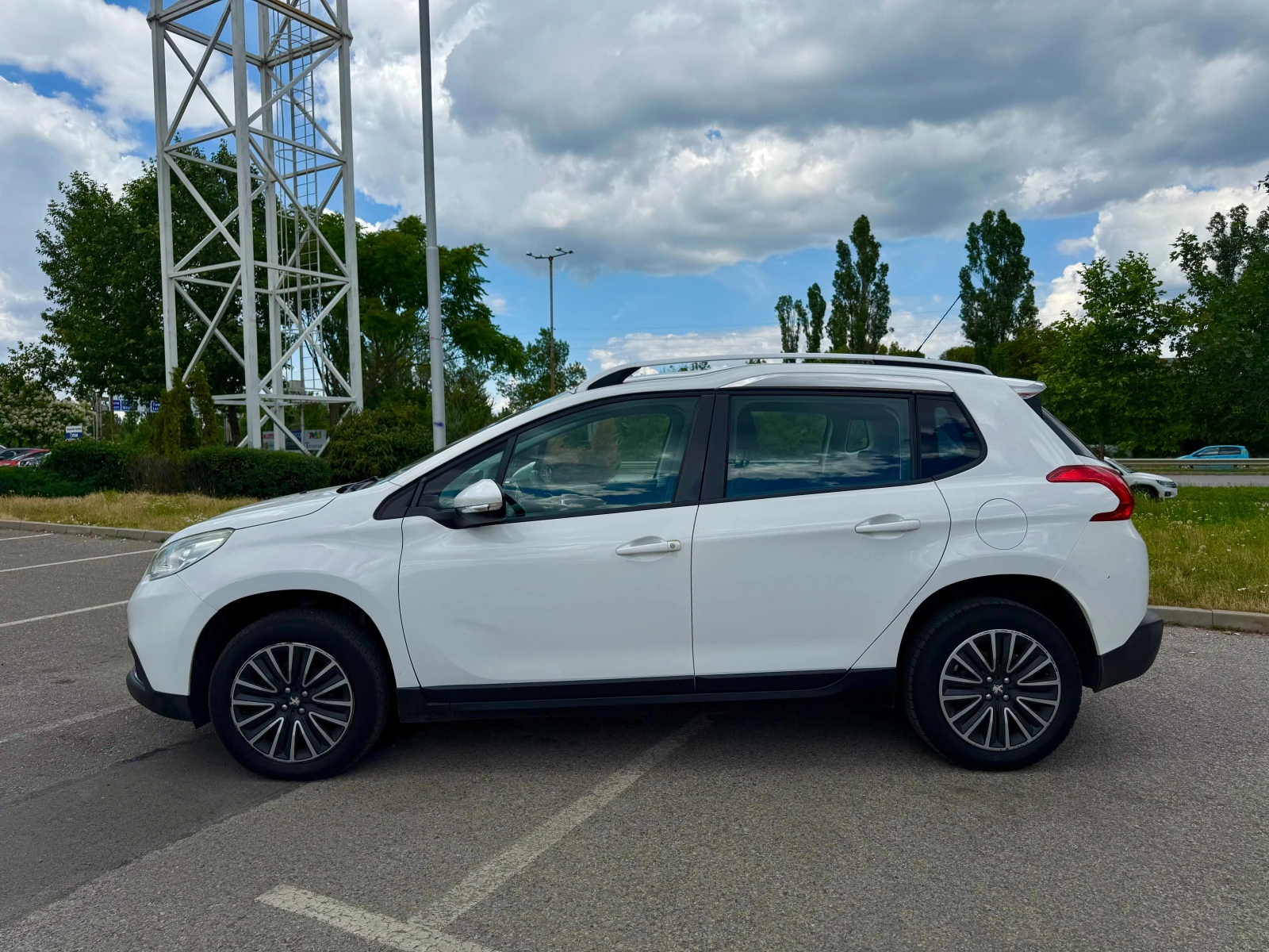 Peugeot 2008 1.4D 6 МЕСЕЦА ГАРАНЦИЯ ИЛИ 5000КМ, снимка 2 - Автомобили и джипове - 55048441