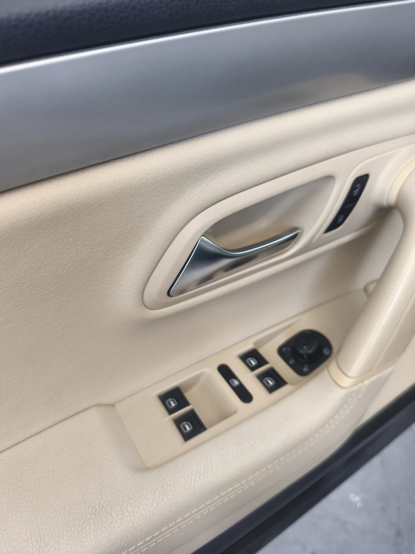 VW CC 2.0 FSI, снимка 3 - Автомобили и джипове - 55122824