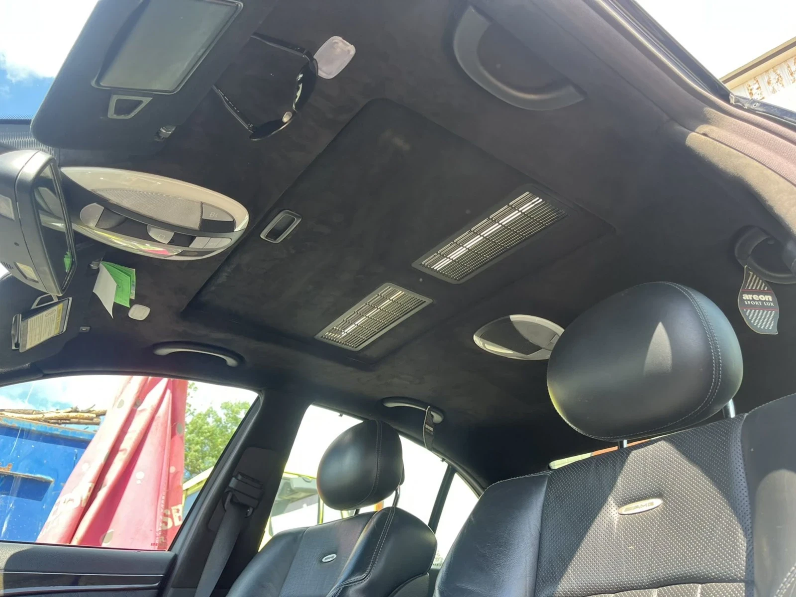 Mercedes-Benz E 320 Avantgarde, снимка 11 - Автомобили и джипове - 55162495